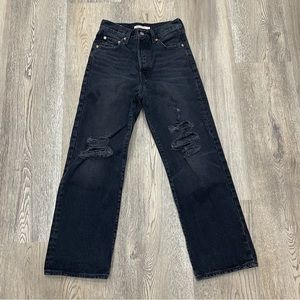 Levi’s Ribcage Straight Ankle Jeans